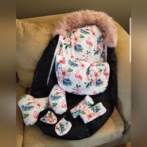 Douxbecot Car seat shell cover with headrest brand new